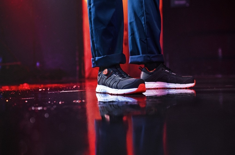 Kokius darbo batus rinktis darbui sandėlyje?