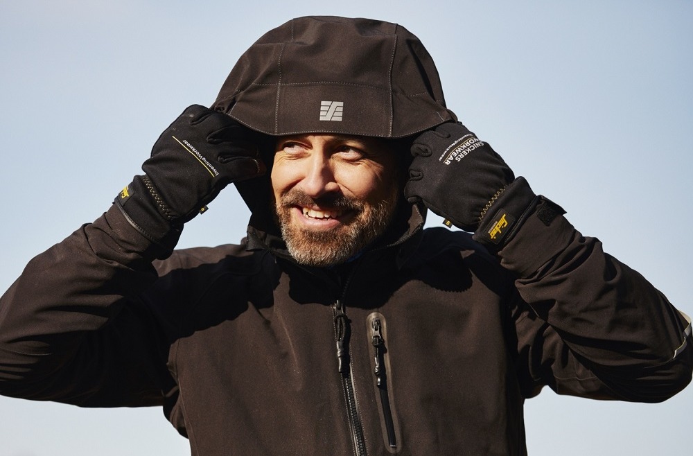 Kam reikalingos pavasarinės darbo striukės?