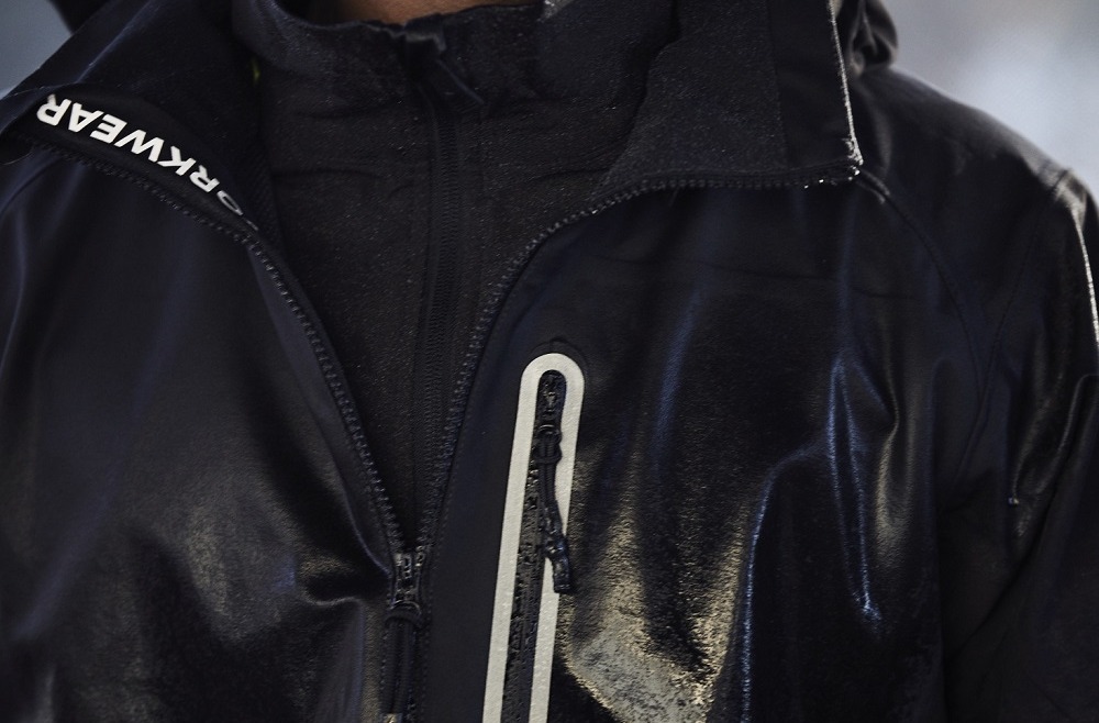 Pereinamojo laikotarpio darbo švarkai – kodėl jie verti dėmesio?