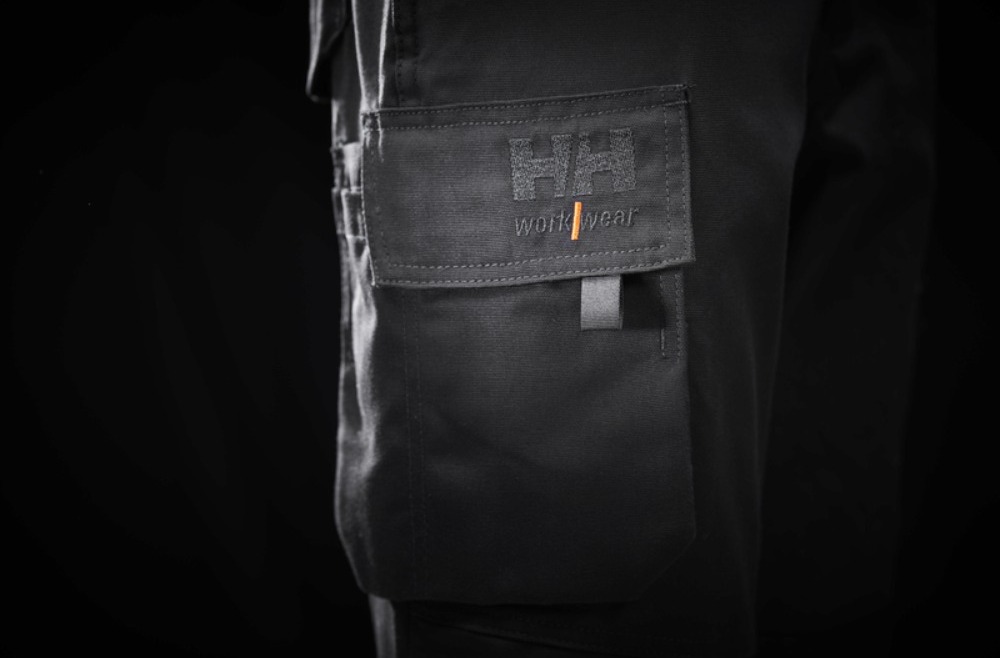 „Helly Hansen“ darbo drabužiai „BalticBHP“ parduotuvėje
