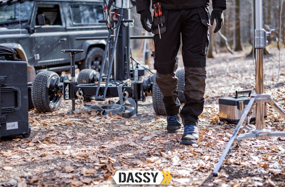 Darbo kelnės 2018 m. rudens/žiemos kolekcijoje