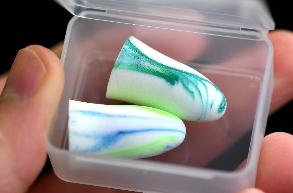 Kas yra triukšmas ir kodėl jis toks pavojingas mūsų ausims?