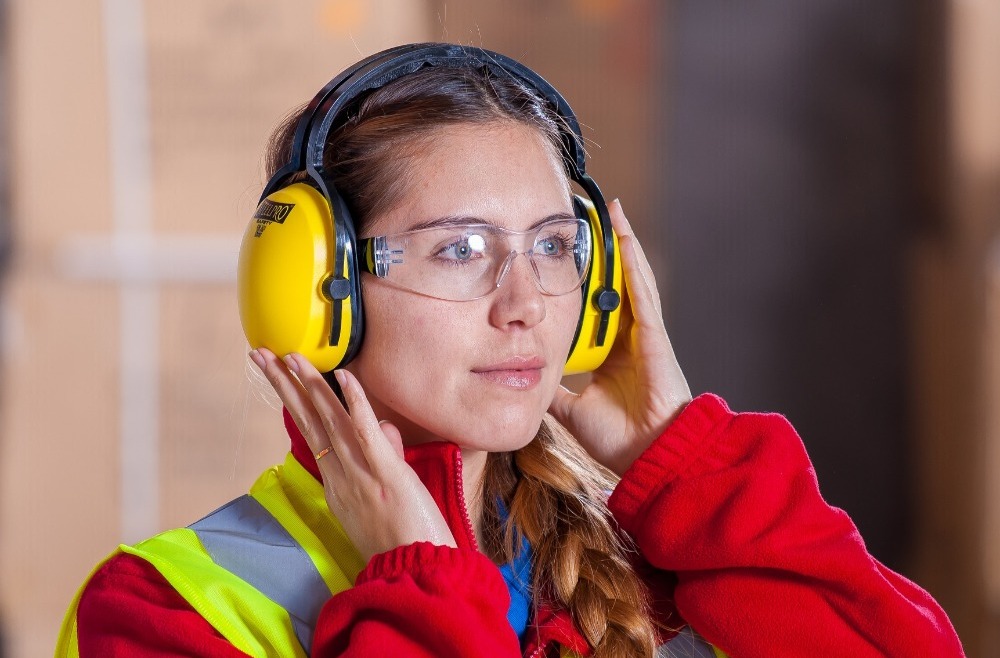 Apsauginiai drabužiai yra privalomai sertifikuojami.